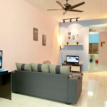 Sakura 2 Homestay Kampar Extérieur photo