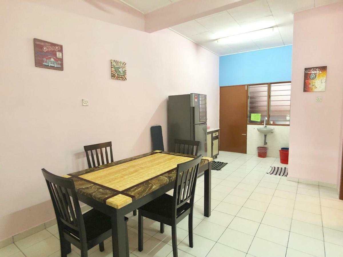Sakura 2 Homestay Kampar Extérieur photo