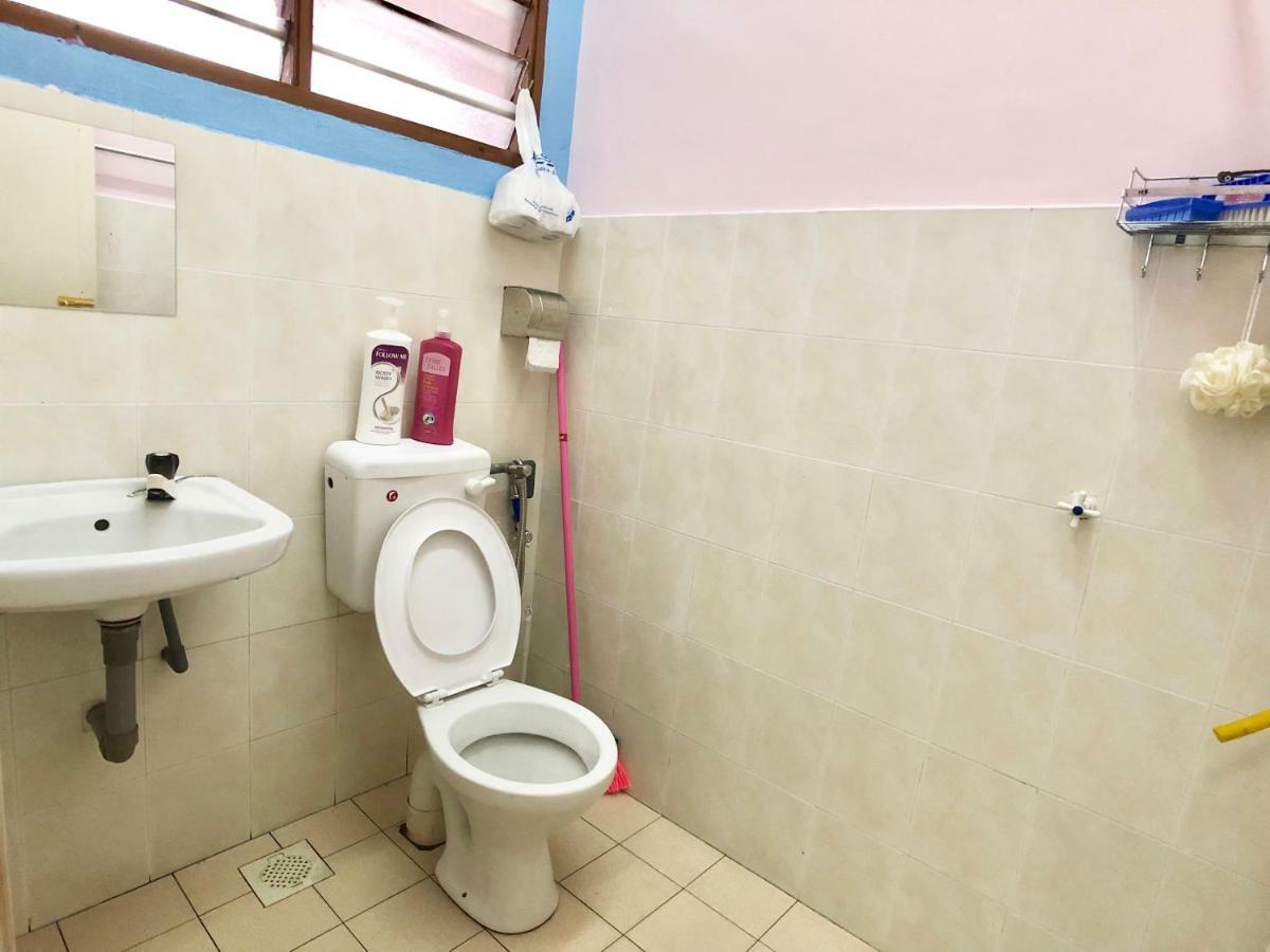 Sakura 2 Homestay Kampar Extérieur photo
